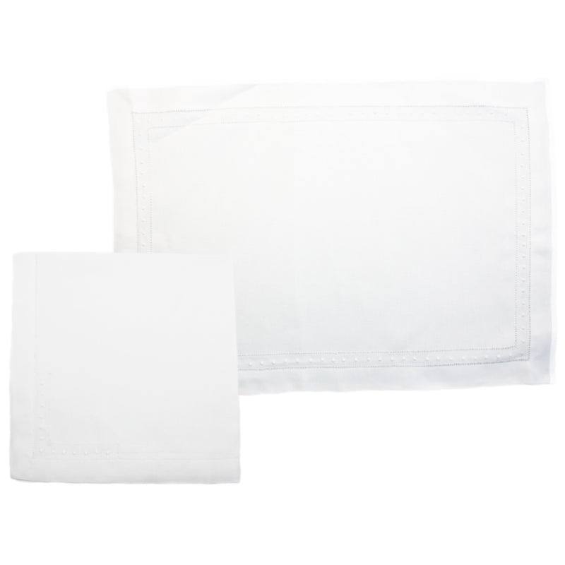 Set of 6 hand-Embroidered Placemats with Napkins - We love white